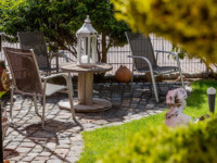 ruhepol-im-garten