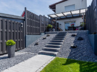 treppe-aus-granit